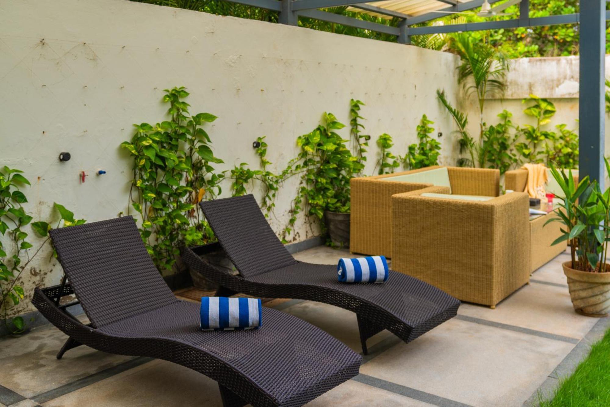 Elivaas 3 Bhk With Pvt Pool - Azalea Villa ชิโวลิม ภายนอก รูปภาพ