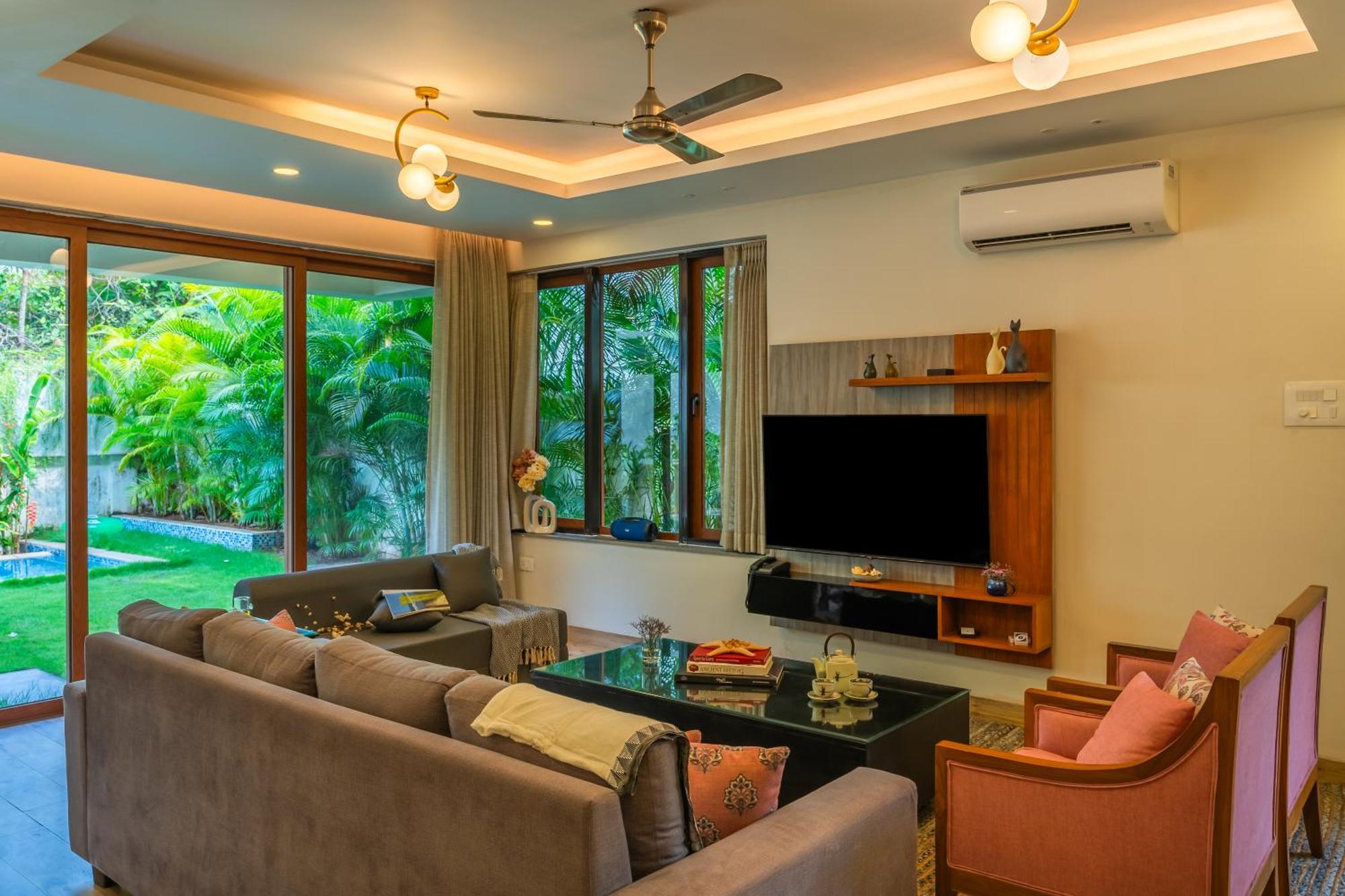 Elivaas 3 Bhk With Pvt Pool - Azalea Villa ชิโวลิม ภายนอก รูปภาพ