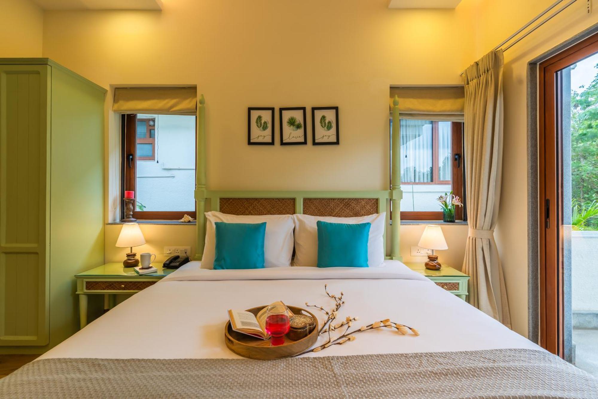 Elivaas 3 Bhk With Pvt Pool - Azalea Villa ชิโวลิม ภายนอก รูปภาพ