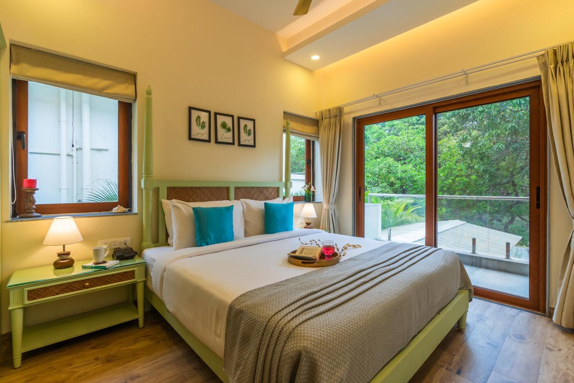 Elivaas 3 Bhk With Pvt Pool - Azalea Villa ชิโวลิม ภายนอก รูปภาพ
